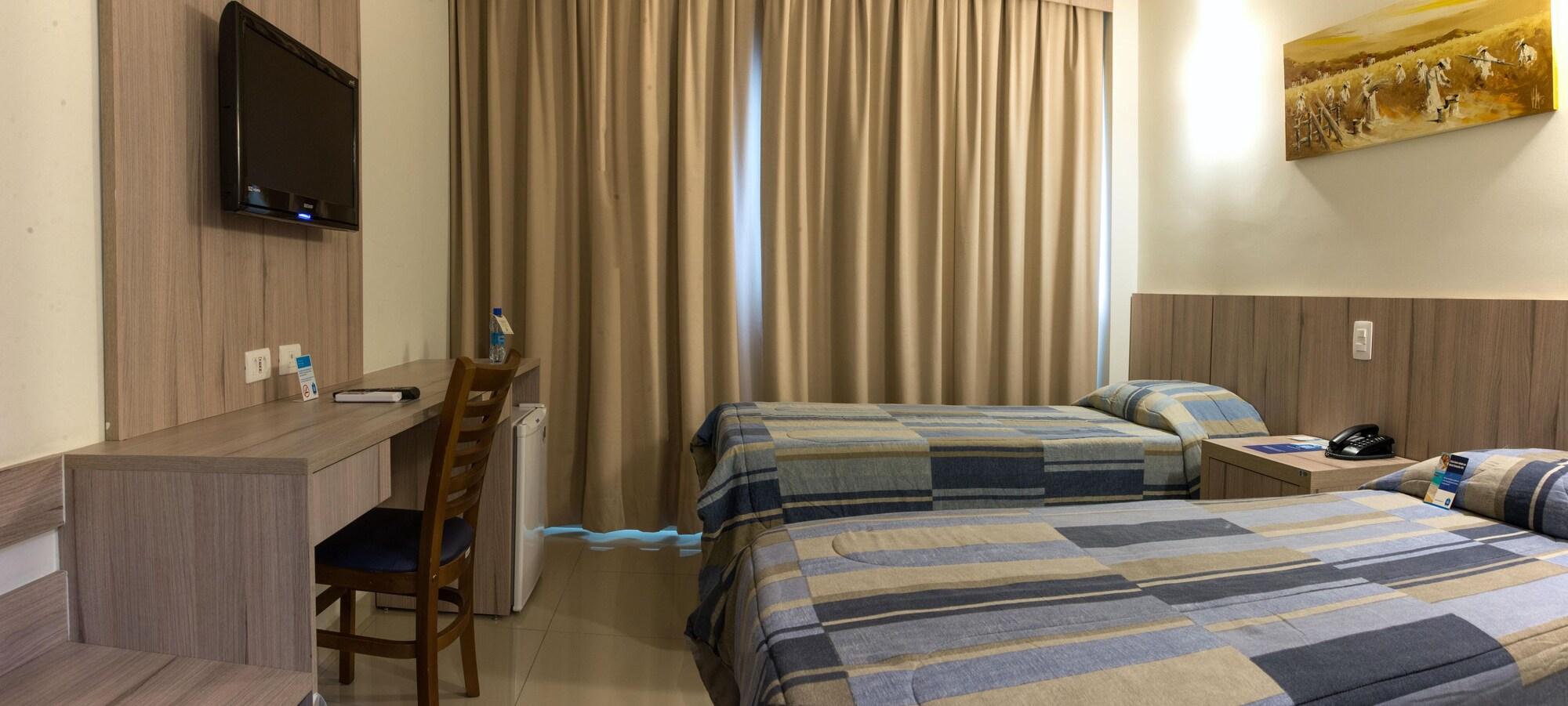 Hotel Estacao 101 - Итажаи Экстерьер фото
